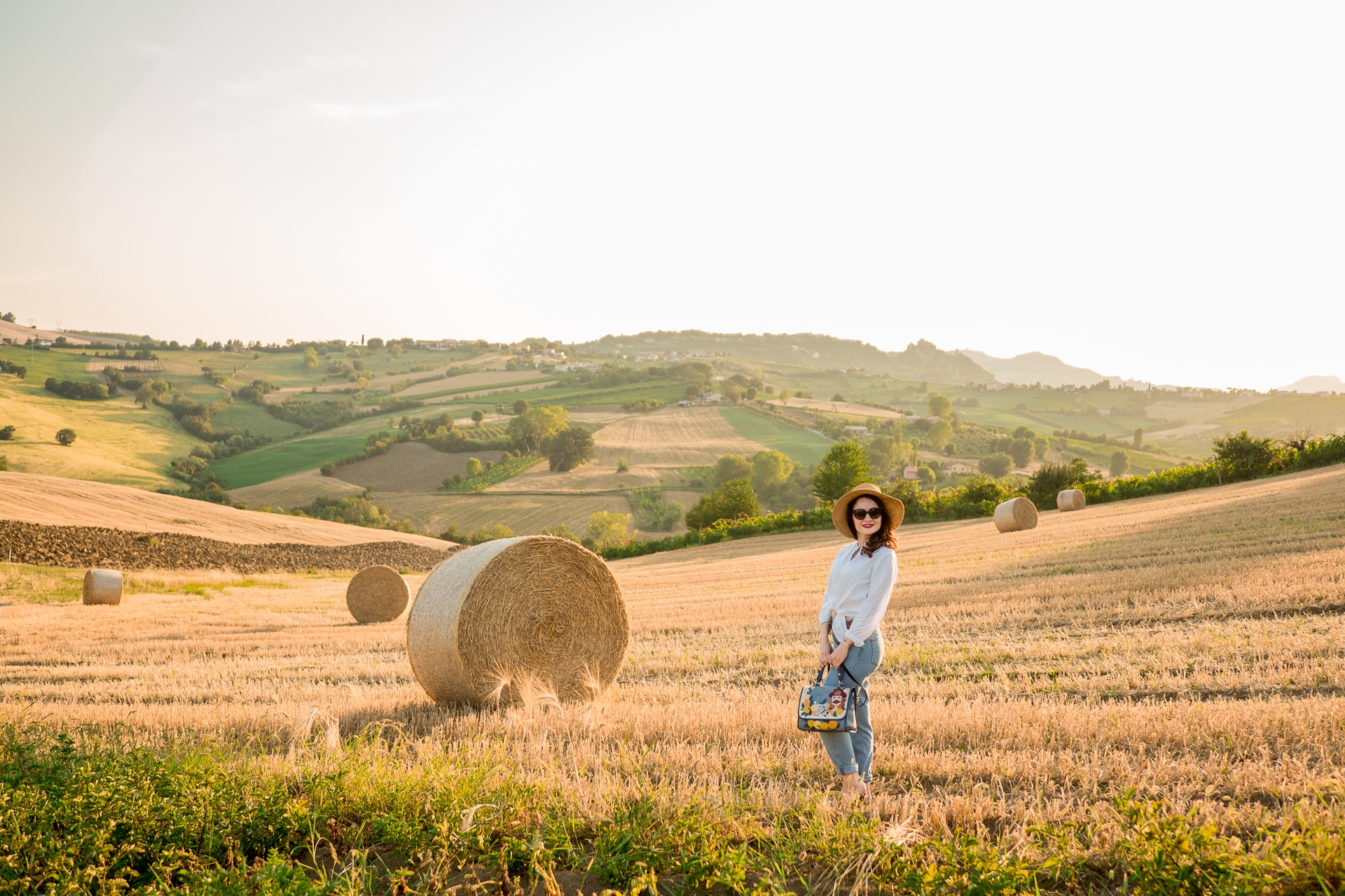 Sunset Photo shoot in Tuscany fields in italian hills nature